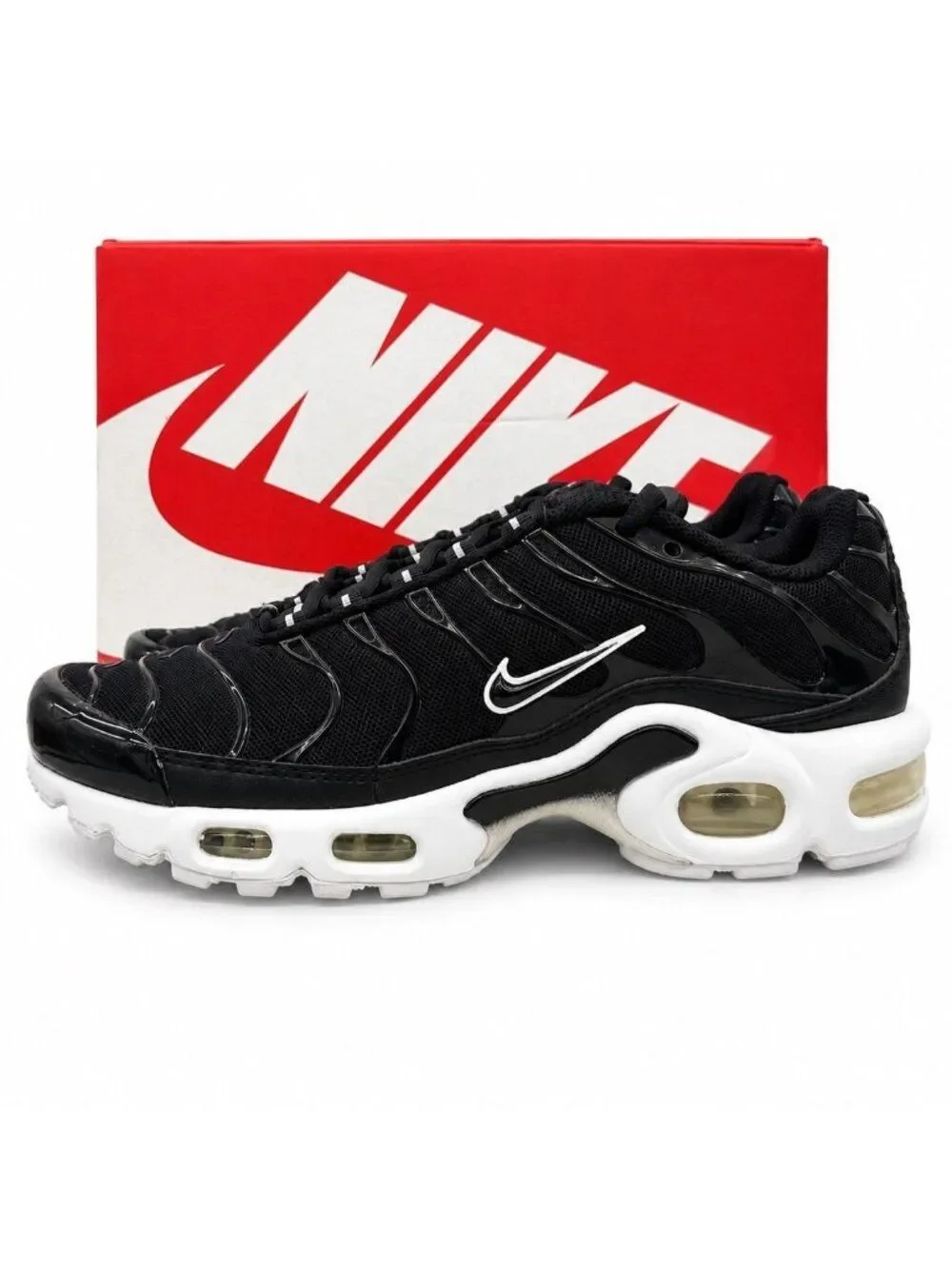 Nike Air Max Plus TN Black White Women’s 6.5 Running Shoes DM2362-001